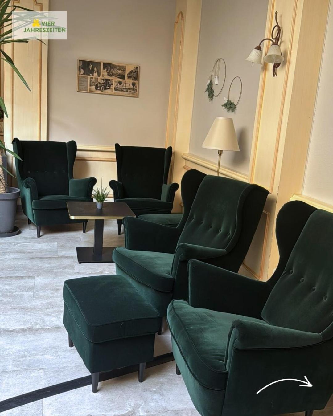 Flair Hotel Vier Jahreszeiten Bad Urach Exteriör bild
