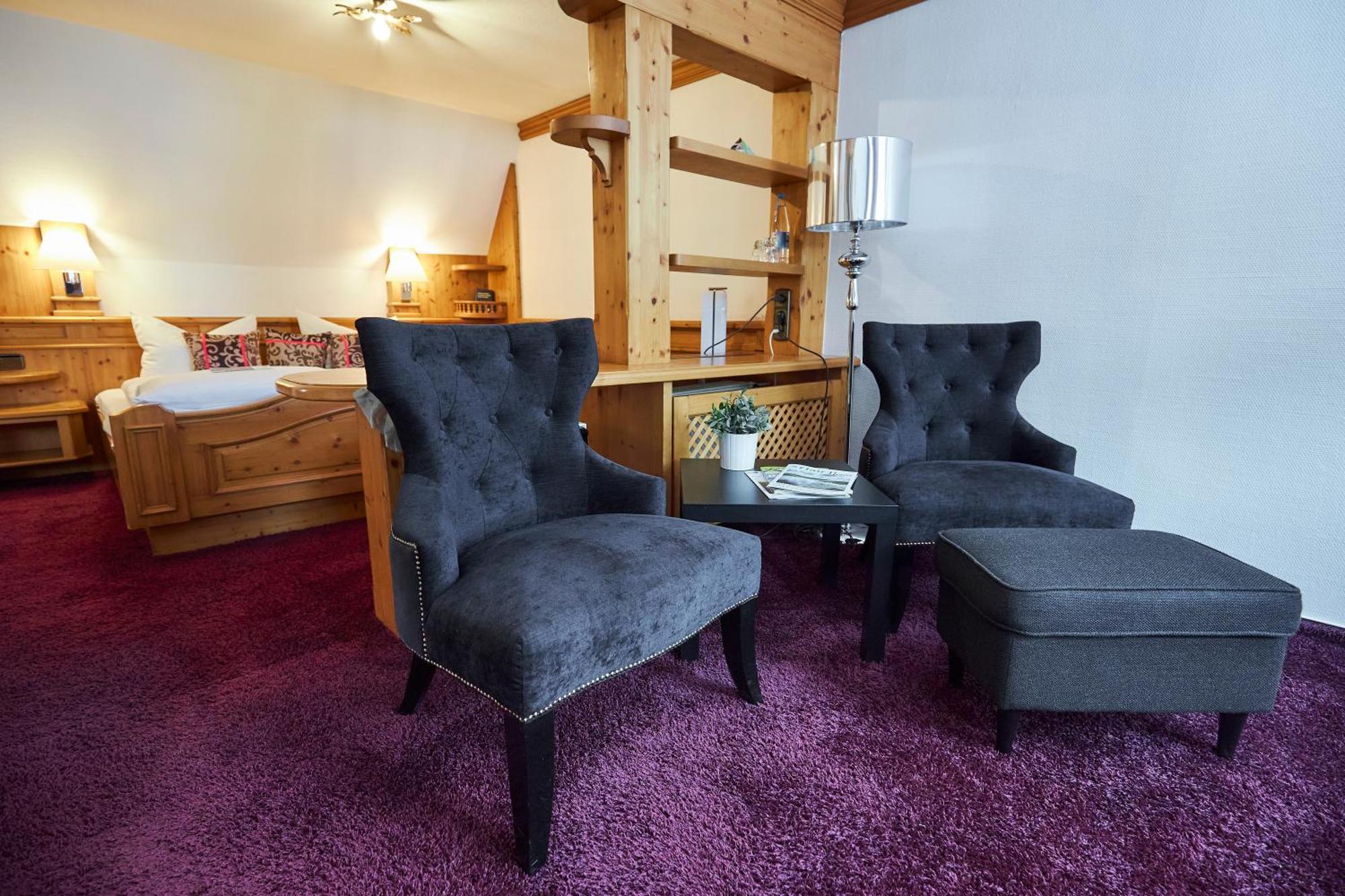 Flair Hotel Vier Jahreszeiten Bad Urach Exteriör bild