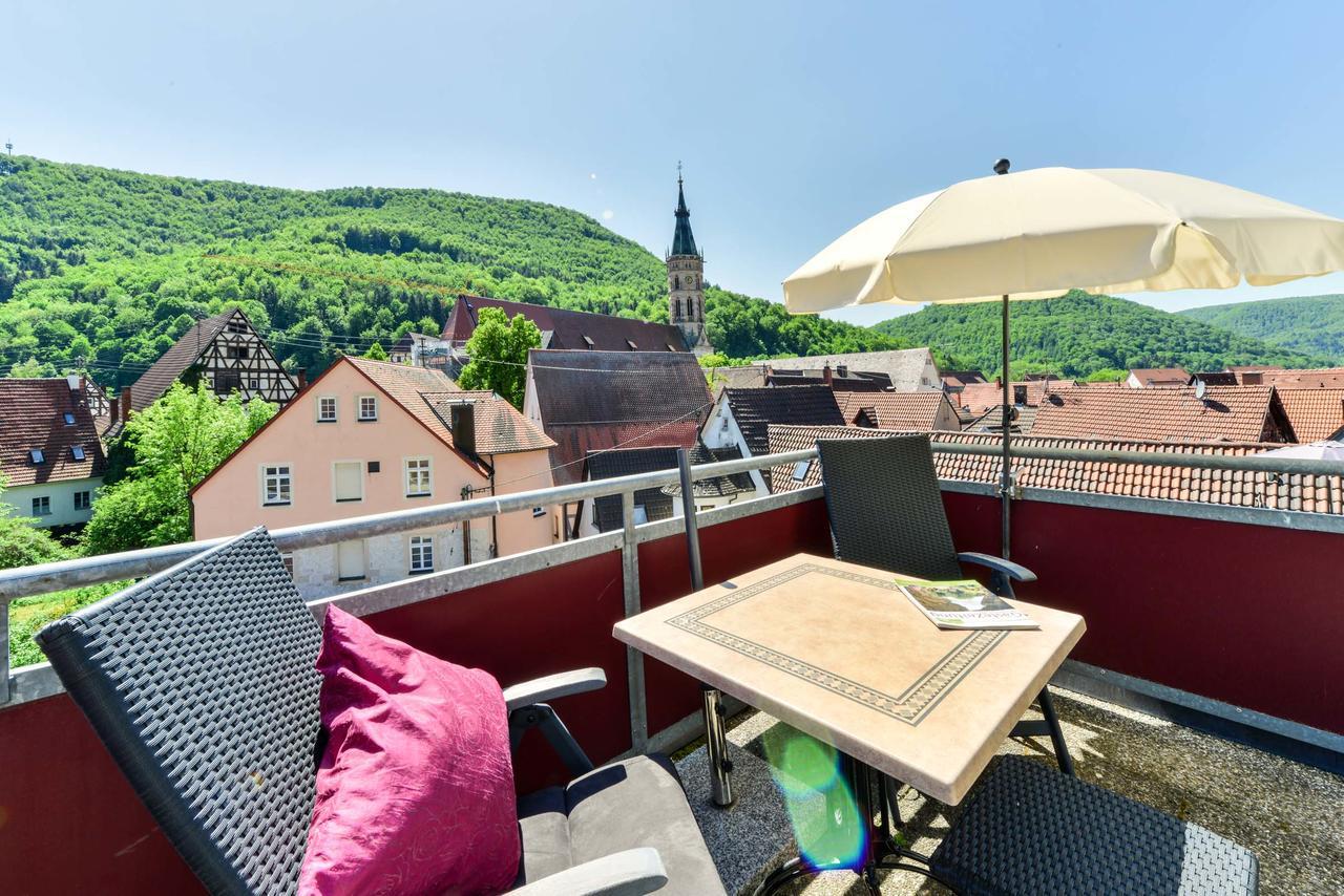 Flair Hotel Vier Jahreszeiten Bad Urach Exteriör bild